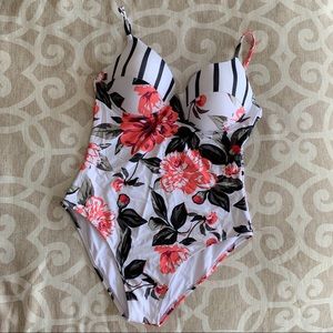 NEW-One Piece Swim Suit by Cupshe